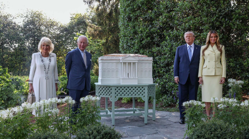 Показал улей и похлопал по плечу: Трамп встретился с королем Карлом III