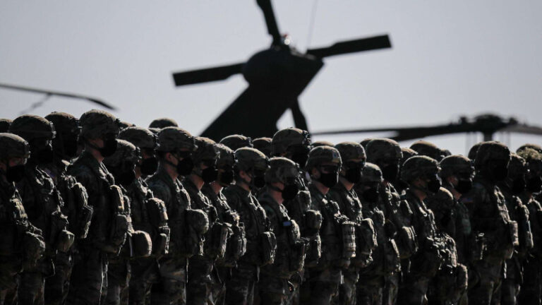 Сербия проводит первые военные учения с НАТО