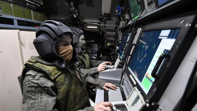 Силы ПВО сбили 14 дронов над регионами России